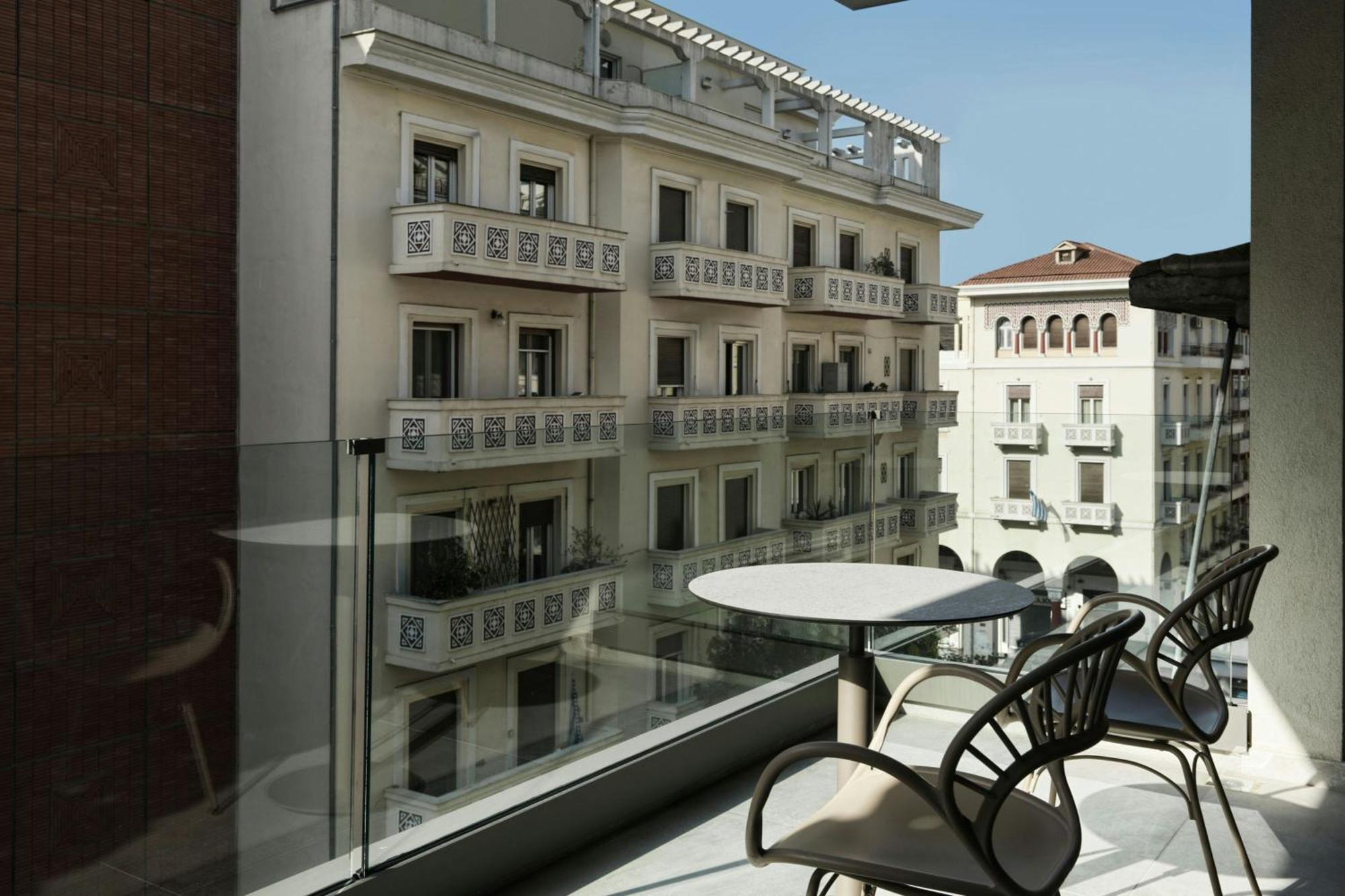 Hotel Monasty, Thessaloniki, Autograph Collection Exterior foto A balcony