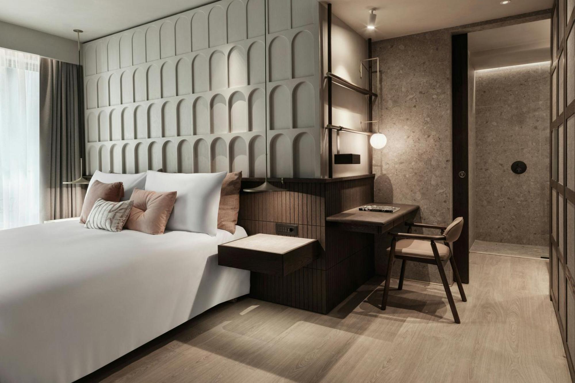 Hotel Monasty, Thessaloniki, Autograph Collection Exterior foto Deluxe Room