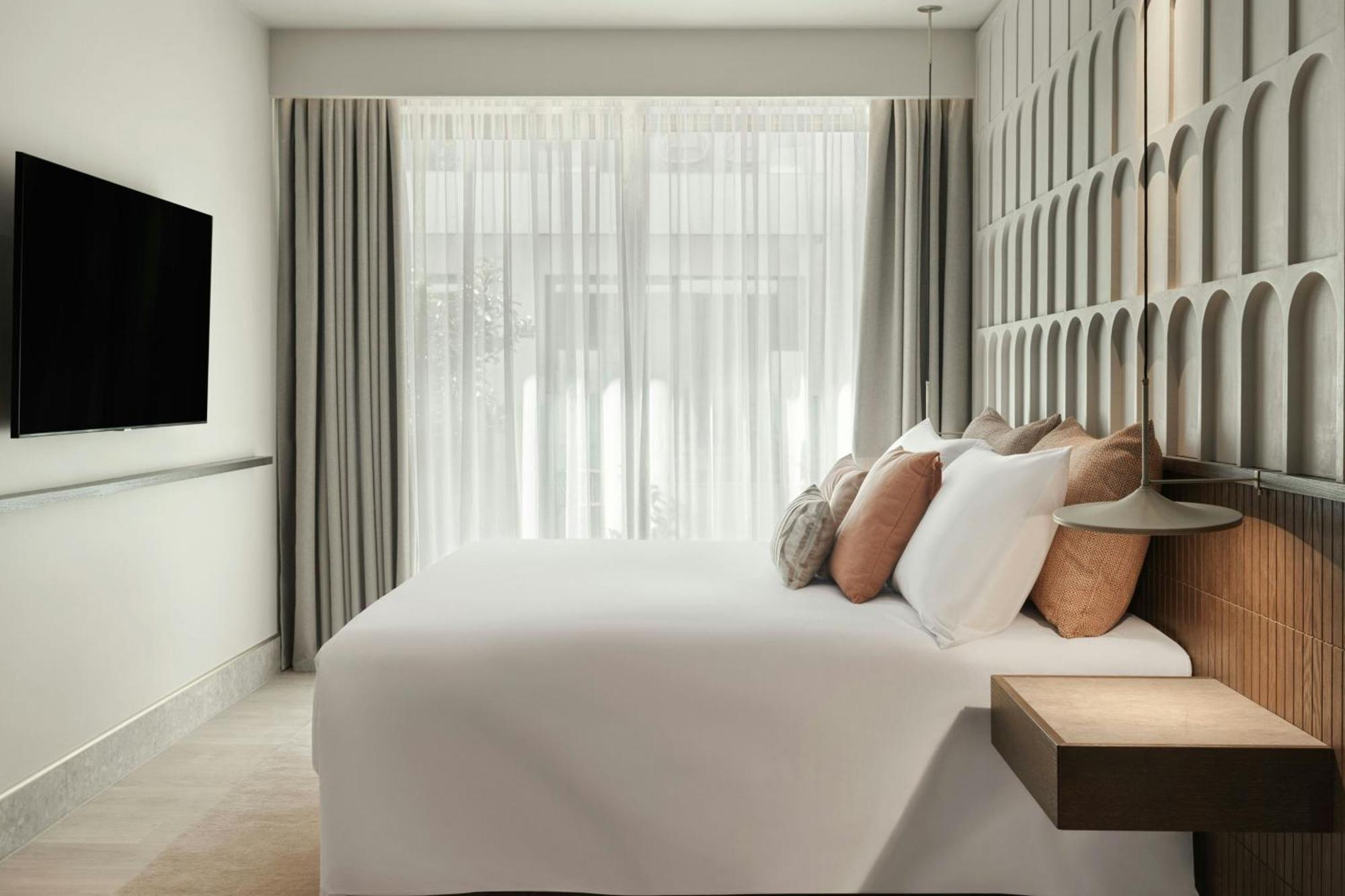 Hotel Monasty, Thessaloniki, Autograph Collection Exterior foto A bedroom at the hotel