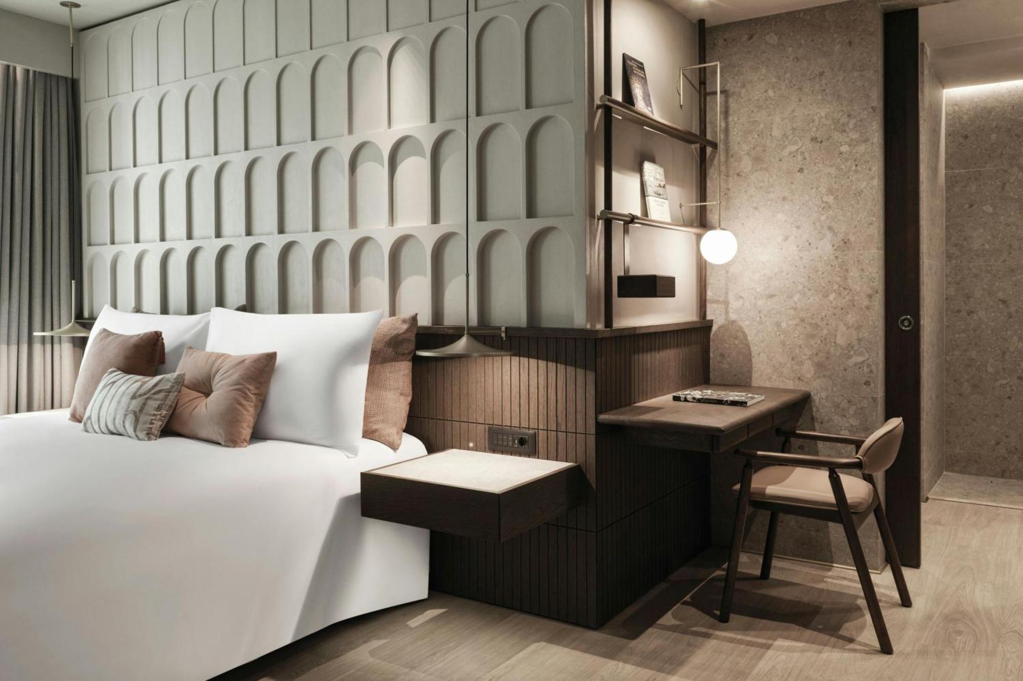 Hotel Monasty, Thessaloniki, Autograph Collection Exterior foto Deluxe Room