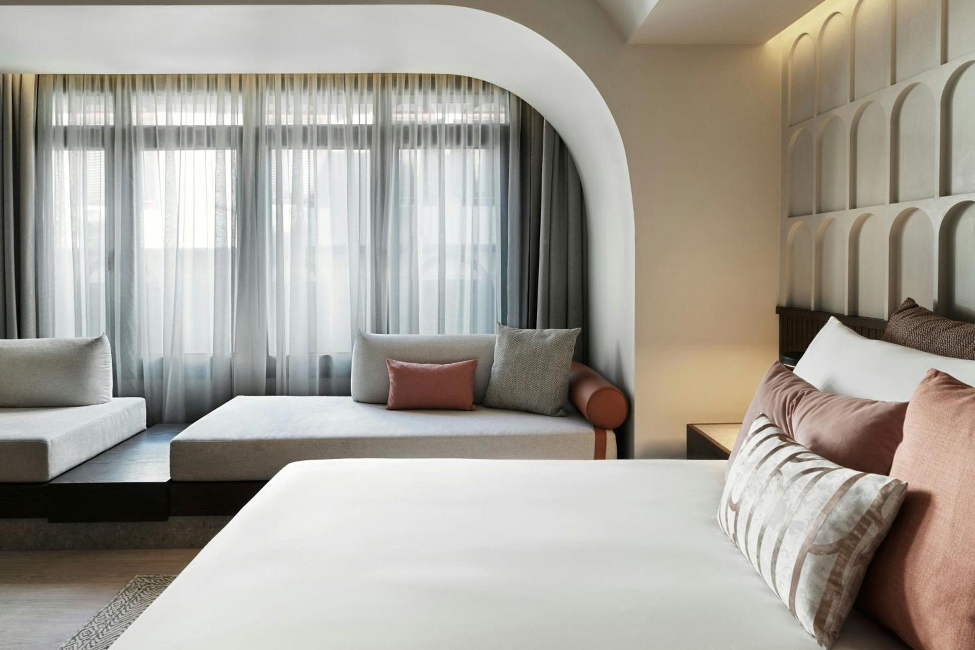 Hotel Monasty, Thessaloniki, Autograph Collection Exterior foto A bedroom at the hotel
