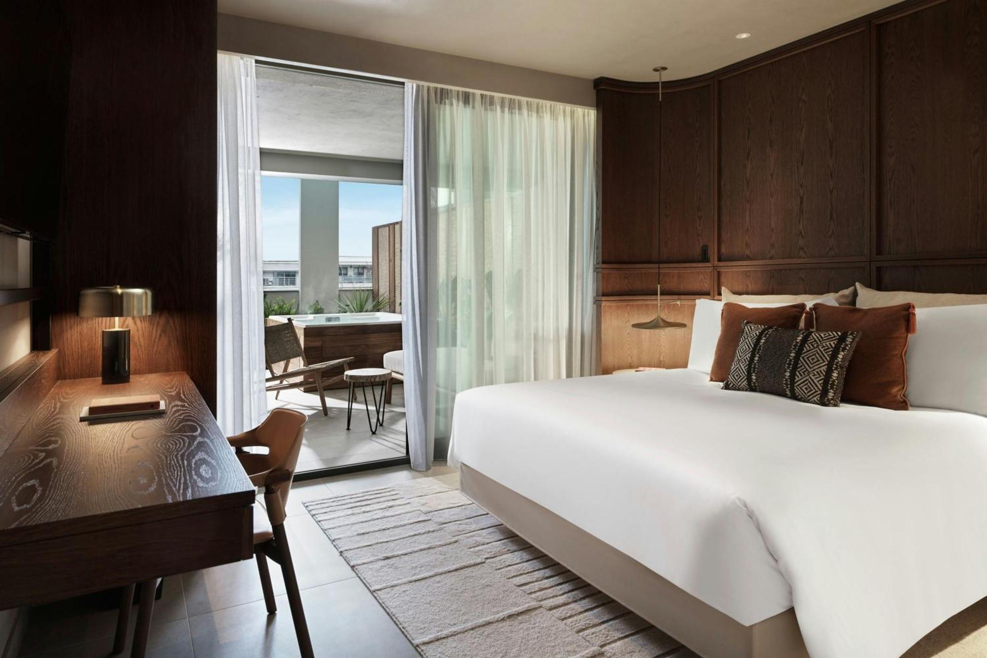 Hotel Monasty, Thessaloniki, Autograph Collection Exterior foto A bedroom at the hotel