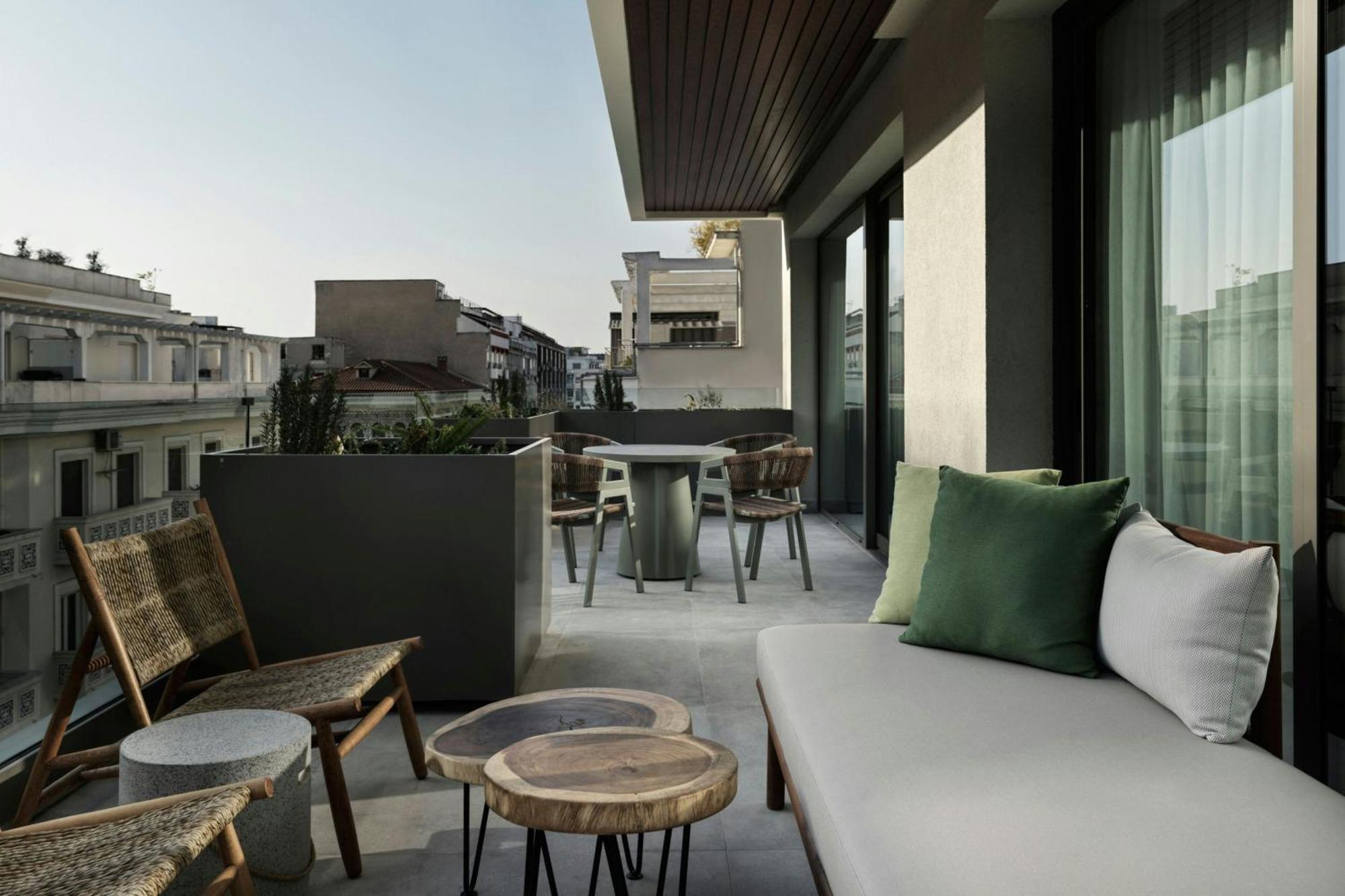 Hotel Monasty, Thessaloniki, Autograph Collection Exterior foto The hotel's rooftop