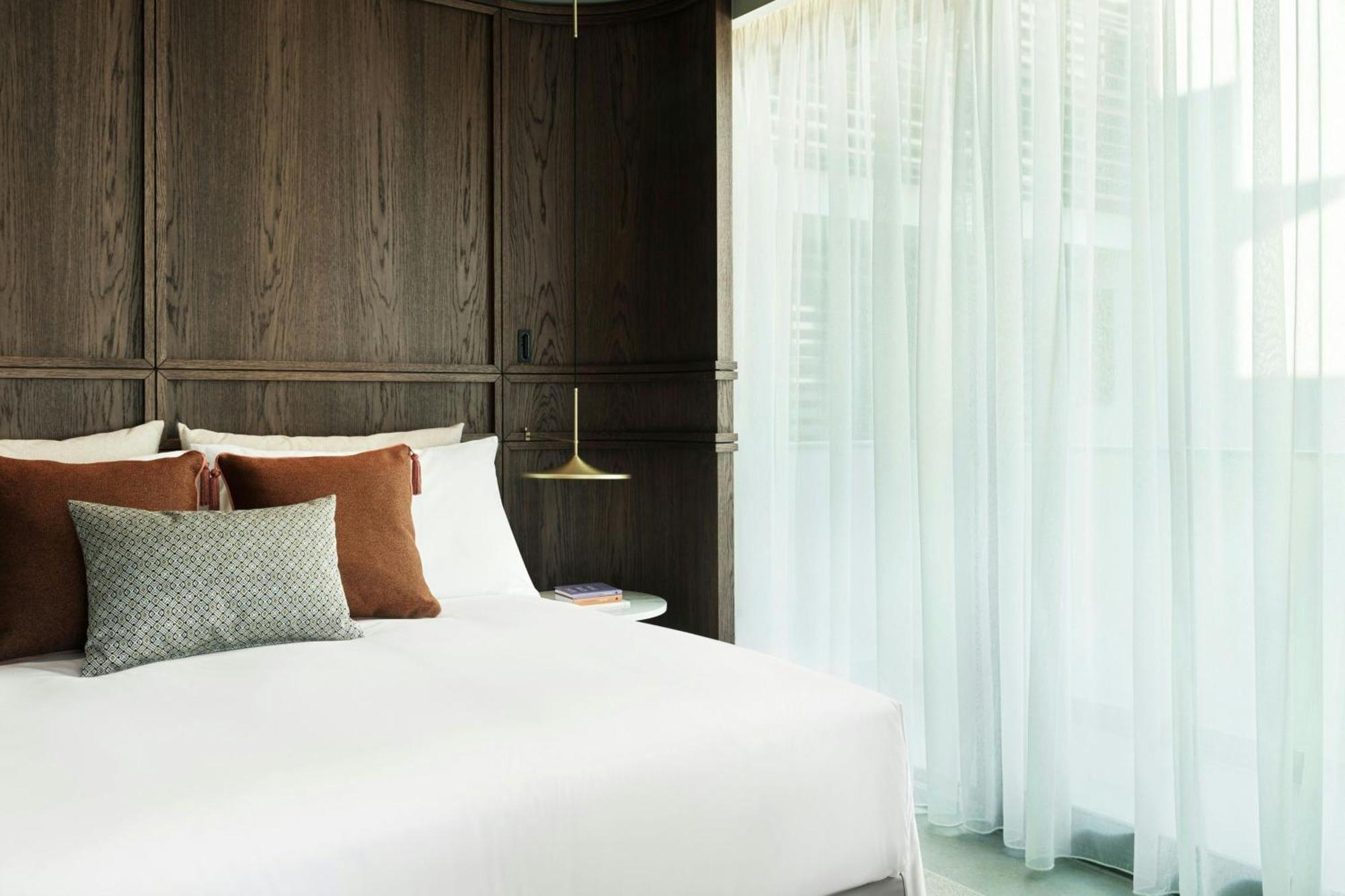 Hotel Monasty, Thessaloniki, Autograph Collection Exterior foto A bedroom at the hotel