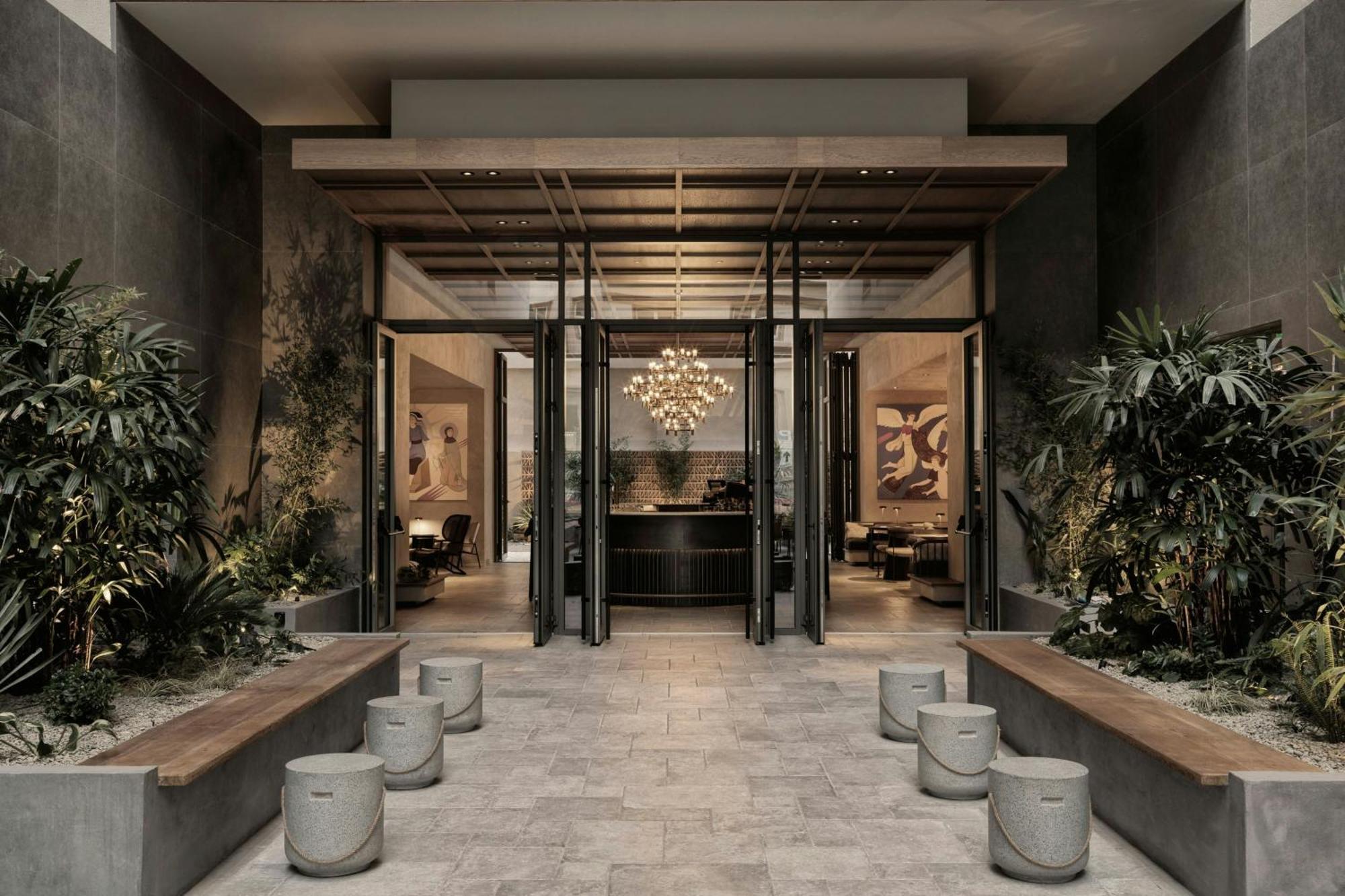 Hotel Monasty, Thessaloniki, Autograph Collection Exterior foto The entrance to the hotel